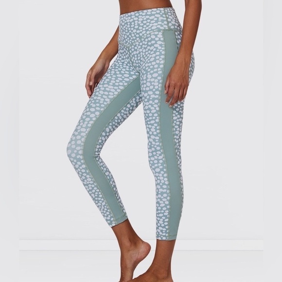 L'URV Playful Purpose 7/8 Leggings - Picture 1 of 6